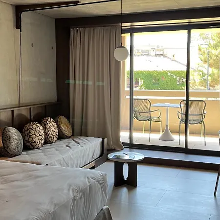 Otel & Restaurant - Son De Mar 4*