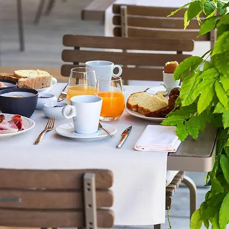 & Restaurant - Son De Mar ホテル 4*