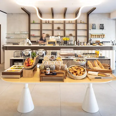 Hotel & Restaurant - Son De Mar 4*