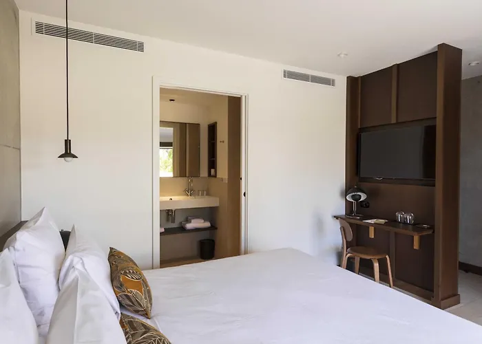 Готель & Restaurant - Son De Mar Порто-Веккіо