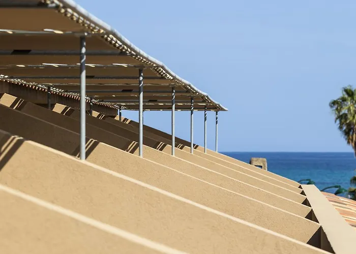 & Restaurant - Son De Mar Отель