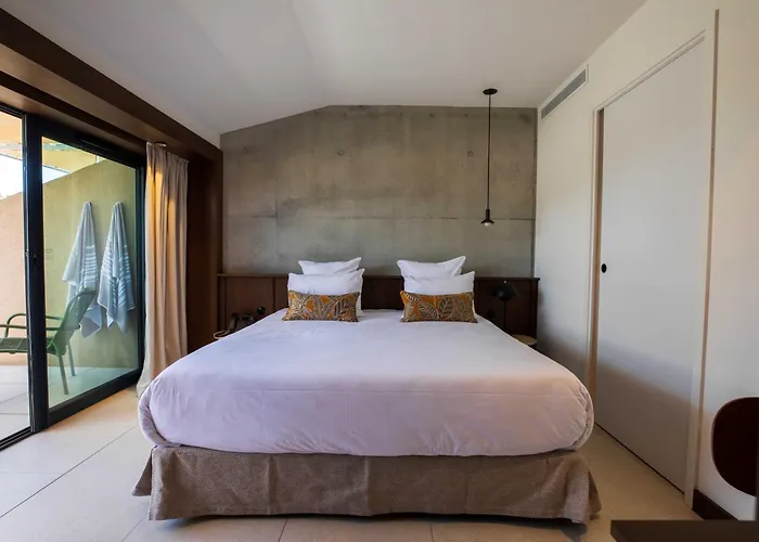 & Restaurant - Son De Mar Порто-Веккіо